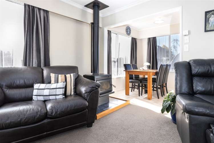 32 Rousehill Street Renwick_7