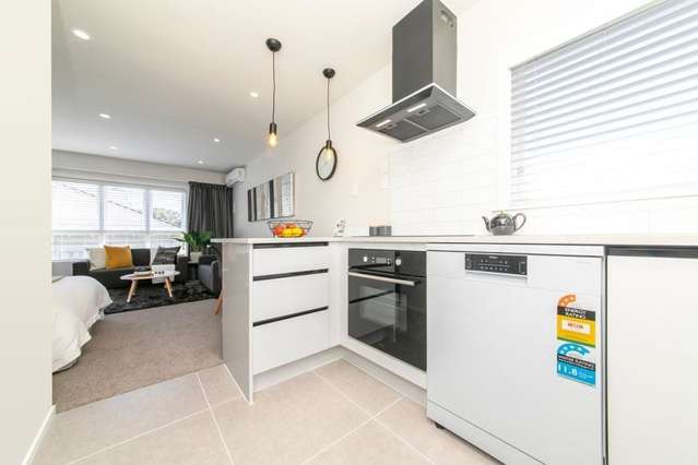 2/44 St Andrews Road Epsom_3