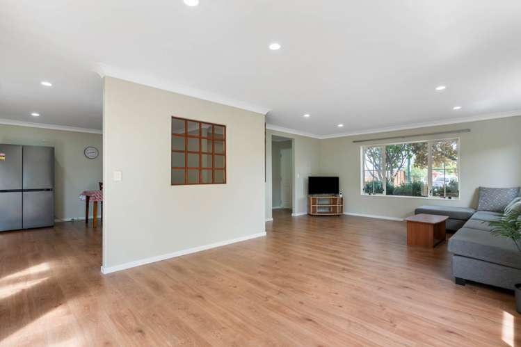 32 Coachman Drive Flat Bush_4
