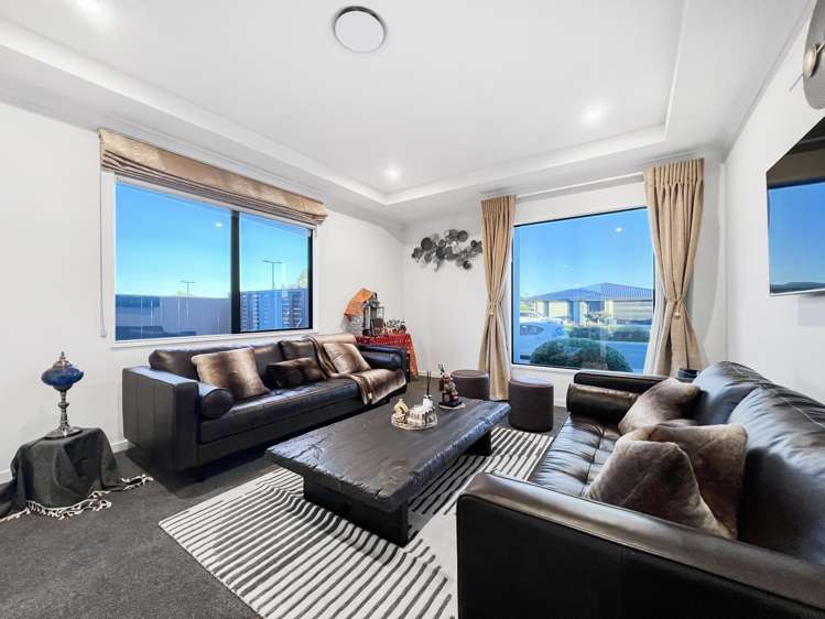 22 Verdeco Boulevard_2