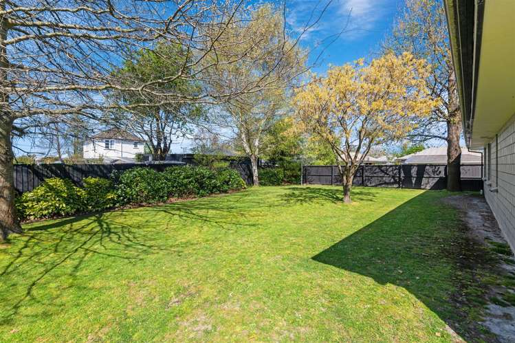 18 Bateman Avenue Bryndwr_21