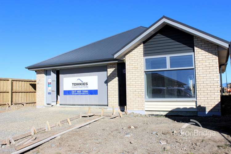 11 Weaver Street Woodend_1