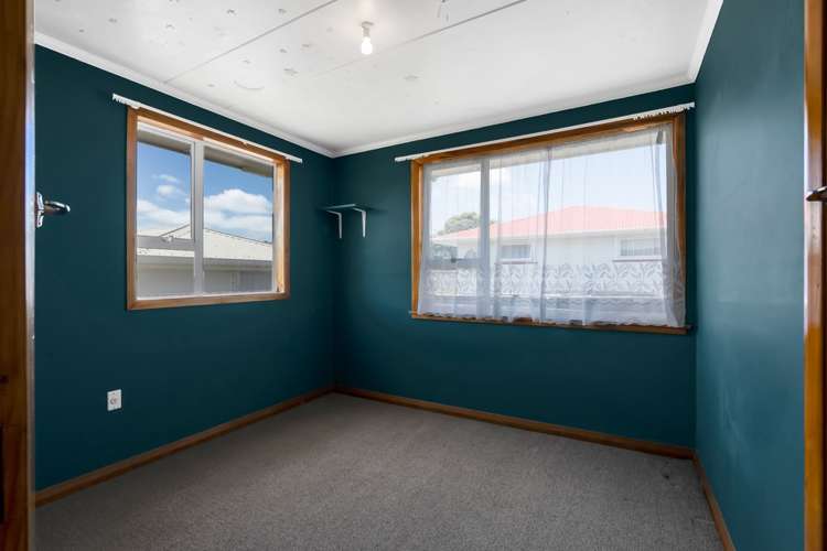 32 Dieffenbach Street Opunake_19