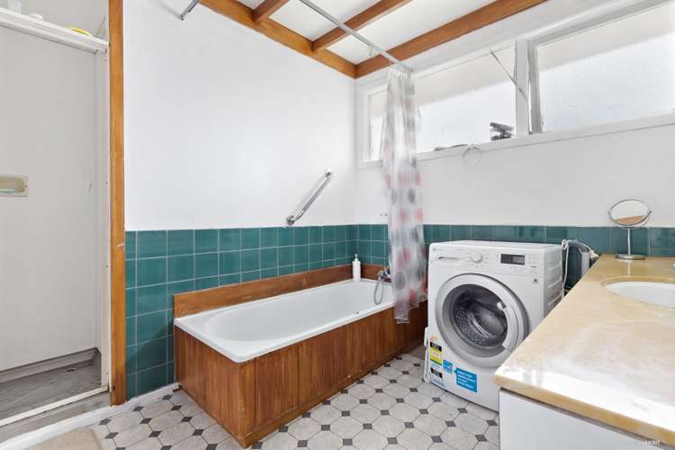 4 Kaweka Street New Lynn_14