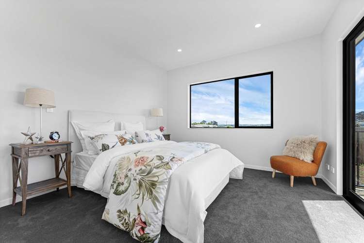 27 Korowhiti Road Clarks Beach_15