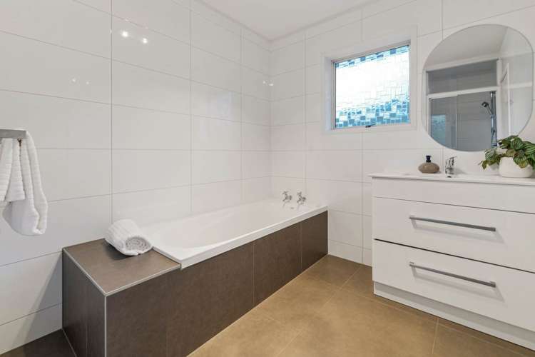 Unit 2/34 Ballater Place Highland Park_15