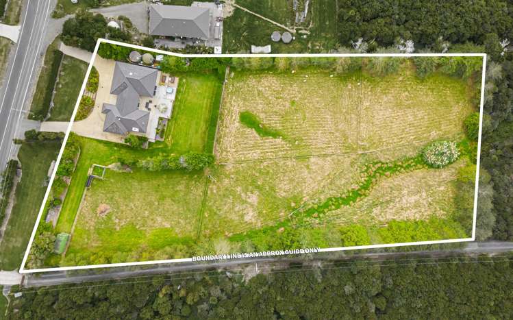 466 Whitehills Road_3