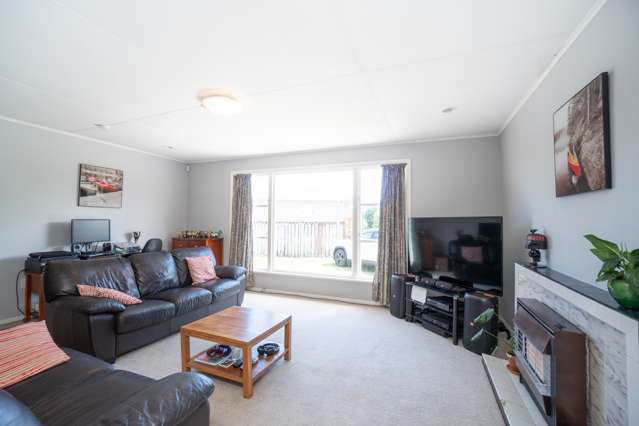 88 Wikiriwhi Crescent Awapuni_1