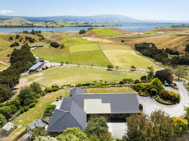 67 Surrey Heights Road Waihola_3