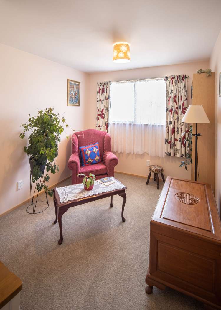 53 Maudes Road Deborah_19