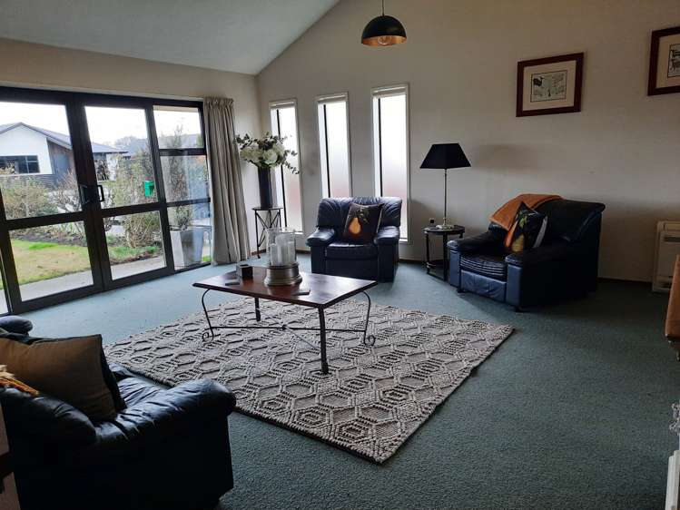 4/207 King Street Temuka_2