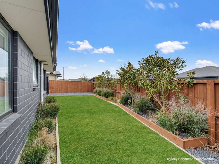 93 Sunline Avenue Lincoln_23