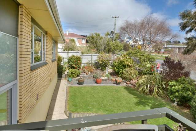 1 Devonport Street Green Island_2