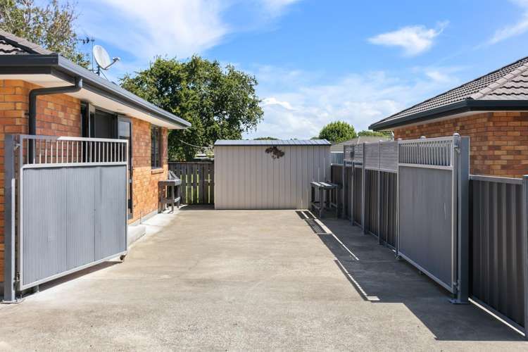 24 Leon Street Riverdale_11