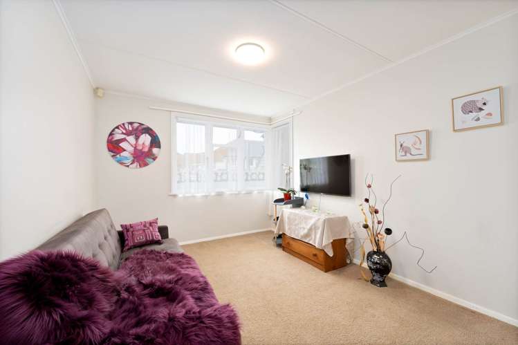 1/61 Greenslade Crescent Northcote_4