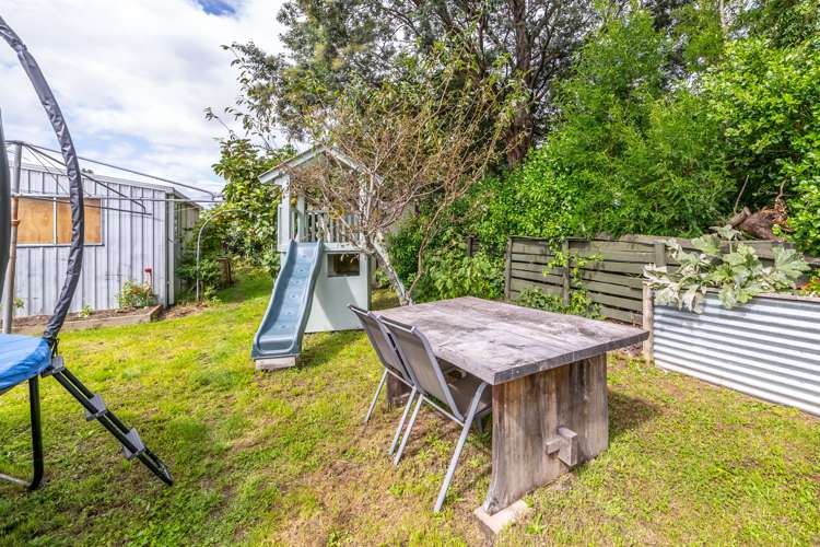 11 Waite Street Featherston_23