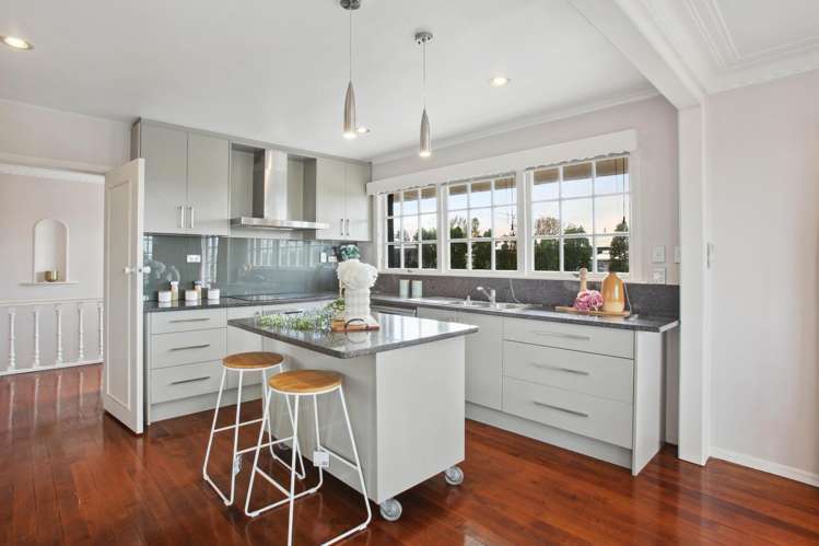 32 Glenmore Road Sunnyhills_10