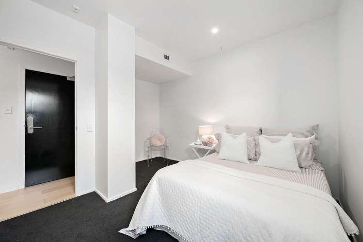 4A/163 Thorndon Quay Pipitea_5