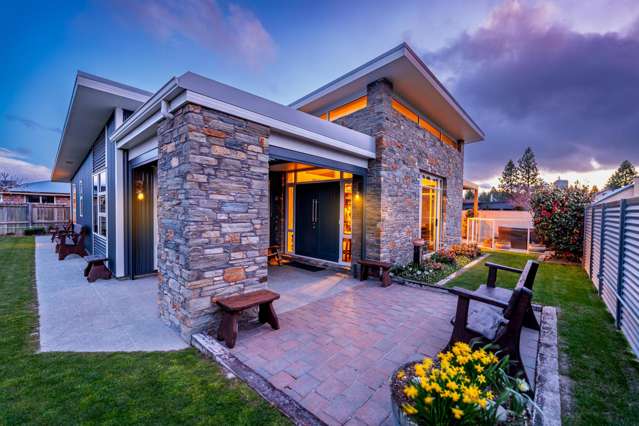 31 Rhoboro Road Twizel_2