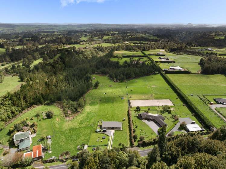 2 Sarona Park Drive Omanawa_8