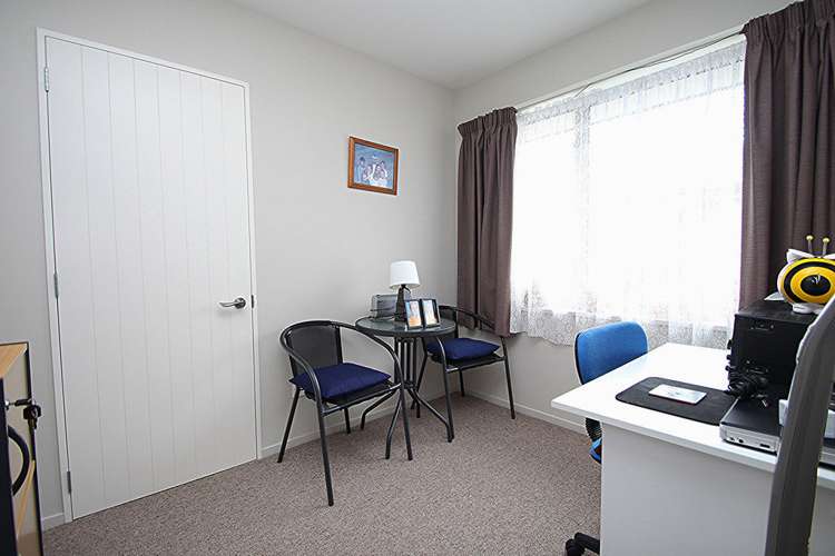 1/123 Gayhurst Road Dallington_6