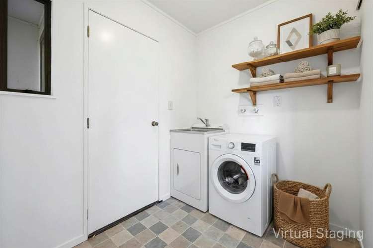 2/33 Curacao Place Half Moon Bay_7