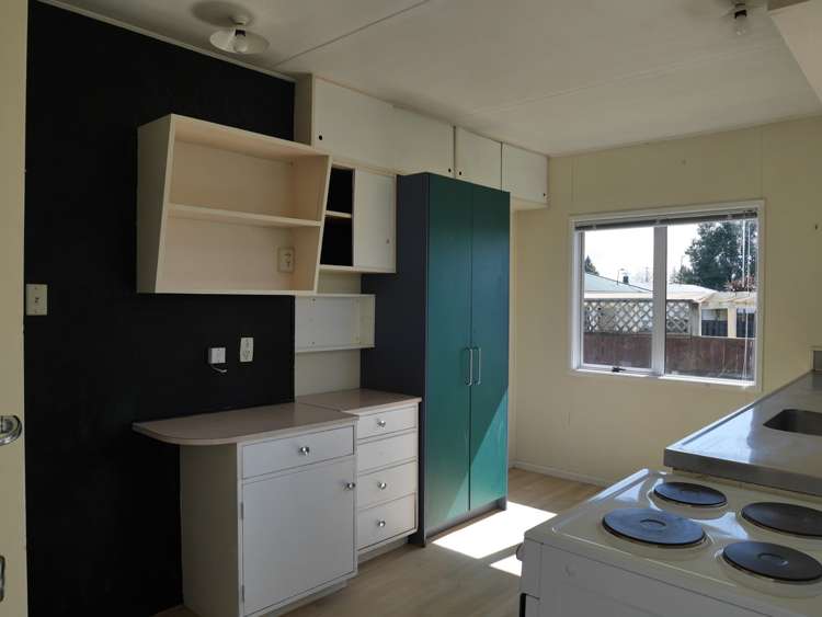 2/16 Frederick Street Taupo_6