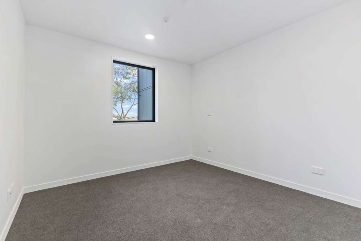 102/238 Princes Street East_3