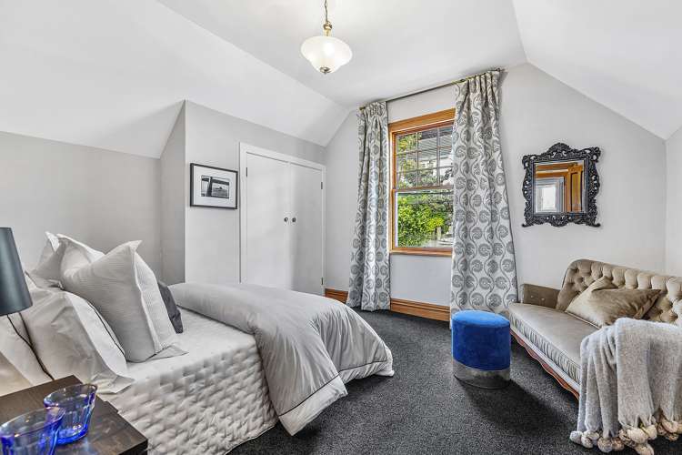 33 Grant Road Thorndon_12