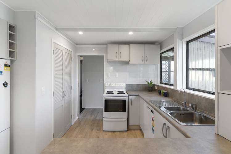 100 Mayfair Avenue Whangamata_10