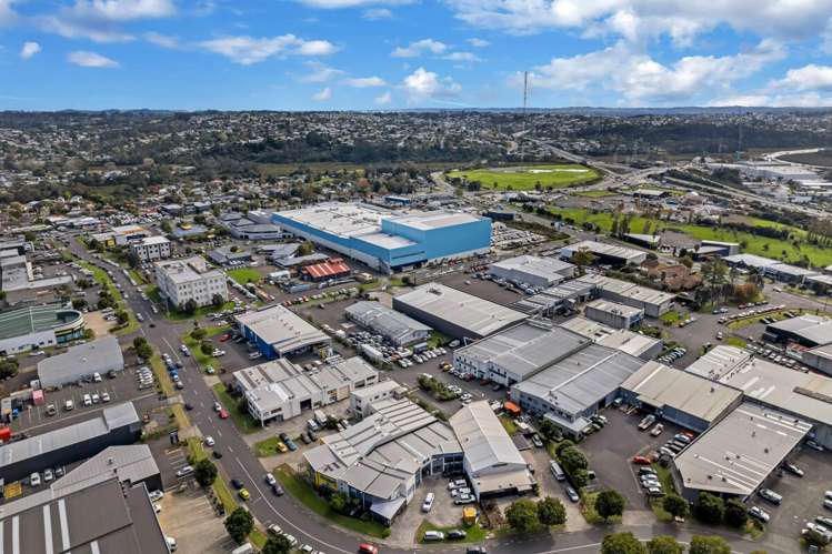 25 Paramount Drive Henderson_12