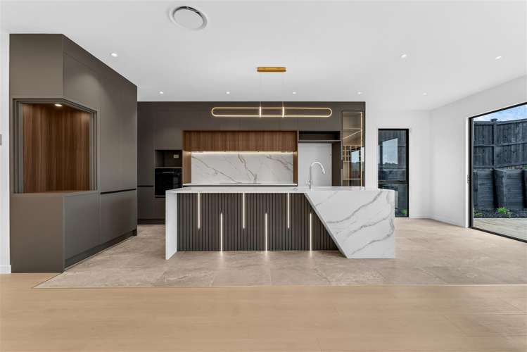 4 Hutukawa Drive Beachlands_8