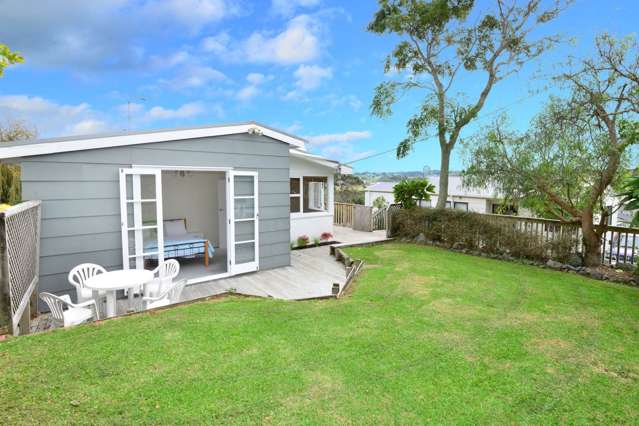 20a Moffat Road Red Beach_2