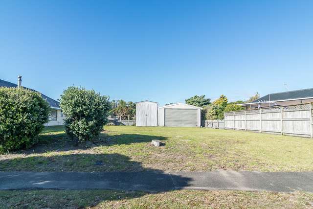 15 Whitmore Grove Waikanae Beach_4