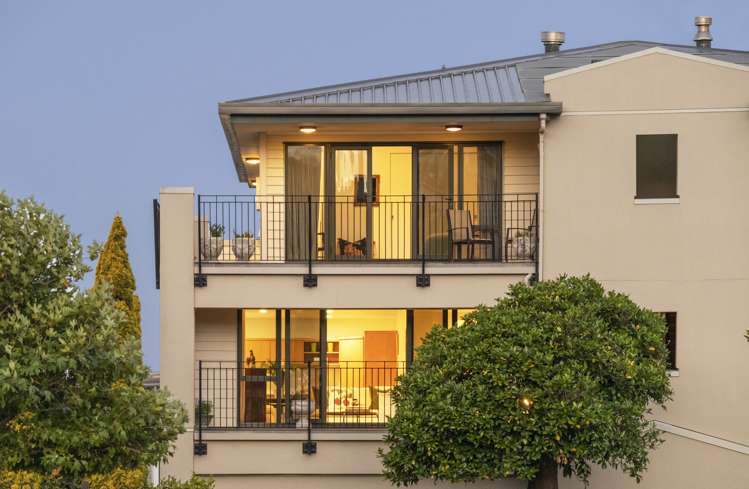 6/28 Hobson Street Thorndon_1