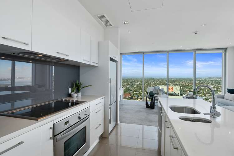 2003/3 Northcroft Street Takapuna_8