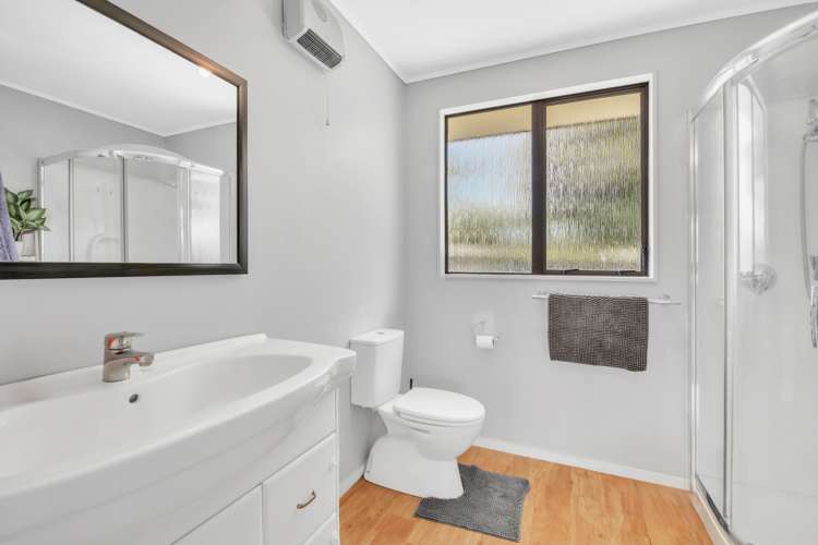 33 Kuaka Crescent Bromley_10