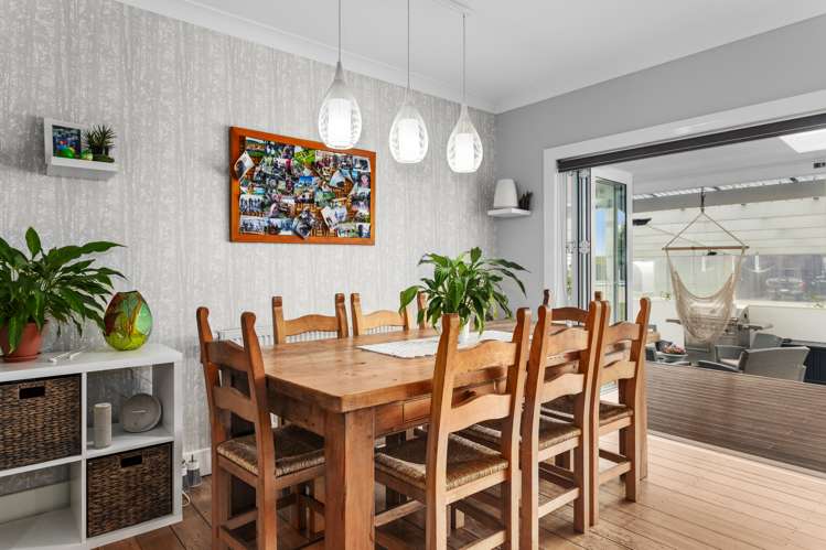 199 Paroa Road Coastlands_6