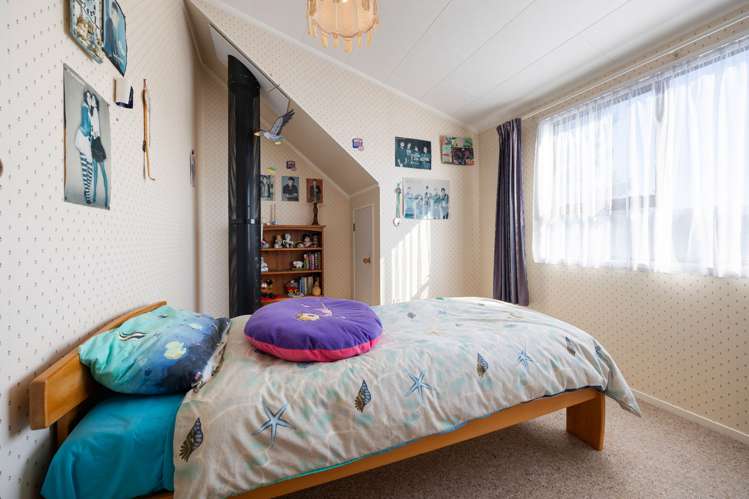 17 Huia Avenue Forest Lake_11