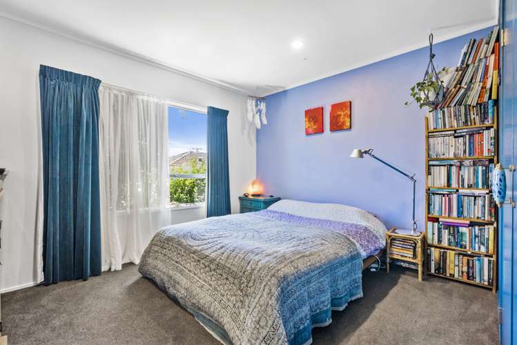 2/38 Aeroview Drive Beach Haven_9