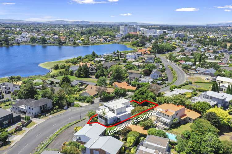 133 Lake Crescent Hamilton Lake_23