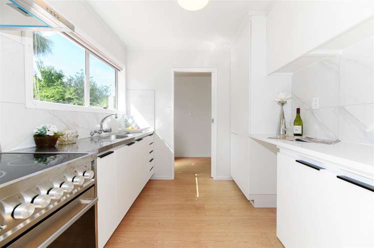 1/95c Captain Scott Road Glen Eden_5