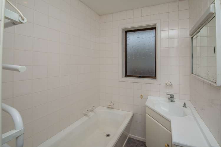 50 Dunstan Crescent Hornby_6