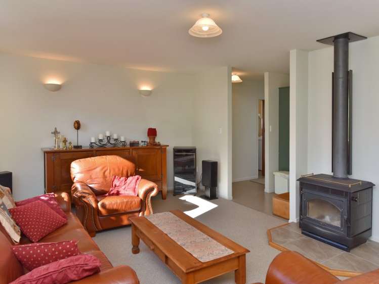 38 Woodend Beach Road Woodend_7