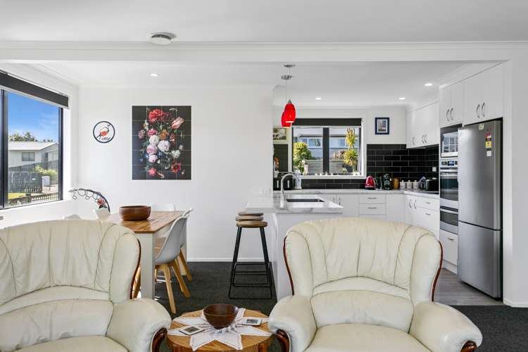 24 Tawa Street Hilltop_7