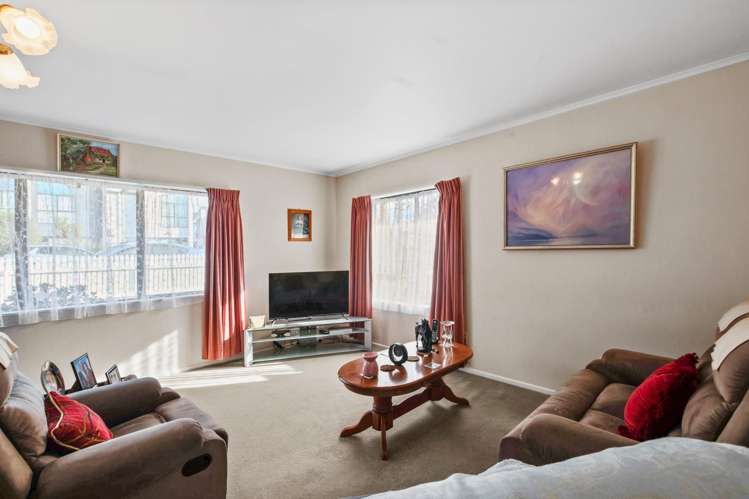 2/1 Nelson Street Papakura_8