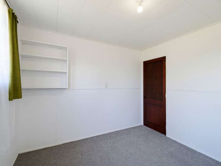 12 Lorne Crescent Flaxmere_15