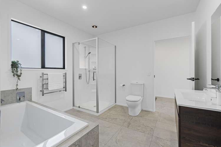 1356A South Road Kaitake_19