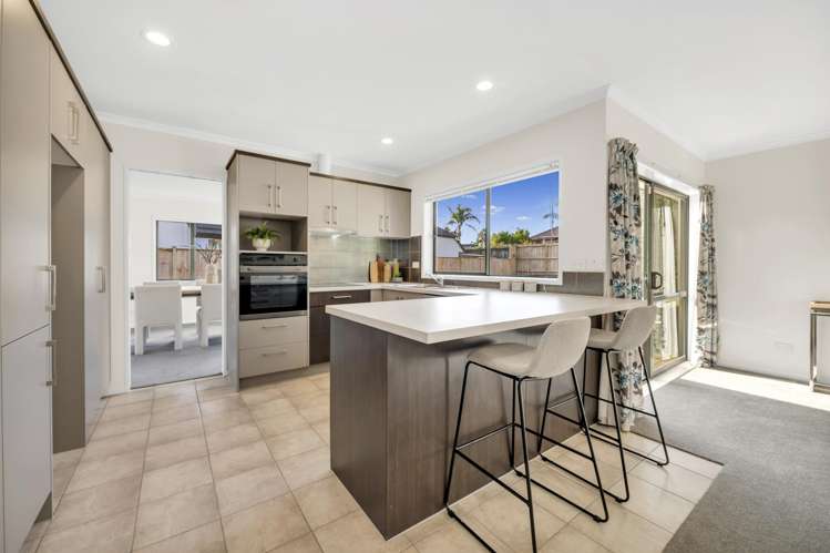 12 Duntrune Road Flat Bush_8