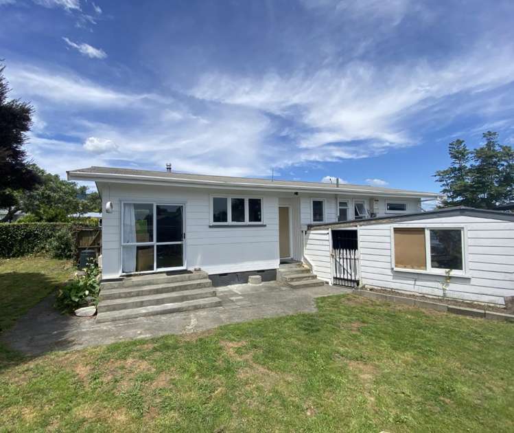 43 Tennyson Crescent Stoke_1